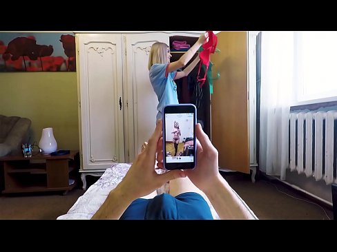 ❤️ La demi-sœur a fait jouir son frère juste avant que maman ne rentre à la maison. ❌ Porno de qualité at us ❌️❤